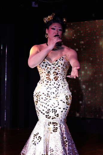 Gallery photo 1 of Mimi Sashimi