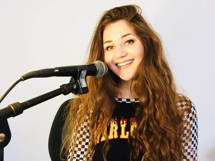 Gallery photo 2 of Mina Alali