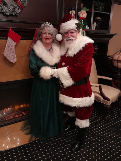 Gallery photo 5 of Mingle and Jingle with the Kringles