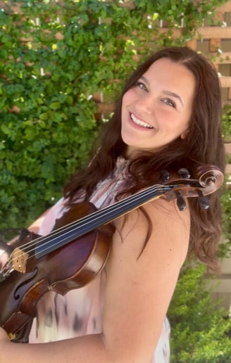 Gallery photo 1 of Miriana Cota