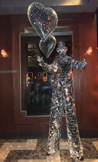 Gallery photo 5 of Mirror Man