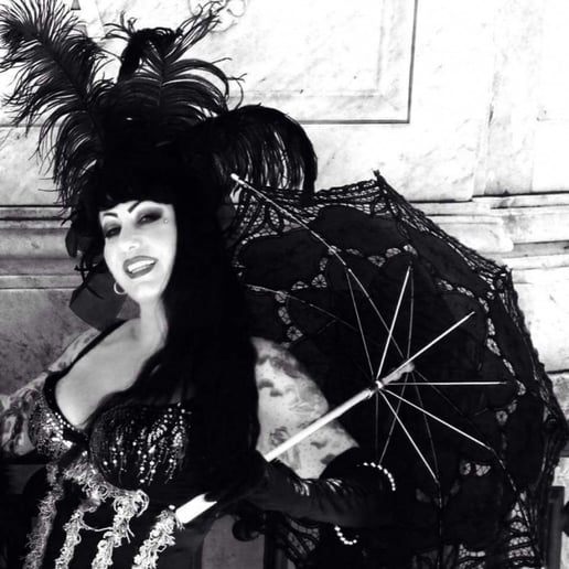Gallery photo 6 of Miss Brawling Beauty