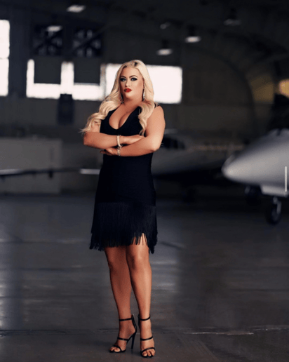 Gallery photo 8 of Miss Brooke Harlan