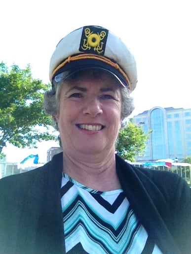 Gallery photo 2 of Miss Dianne Storyteller Extraordinaire