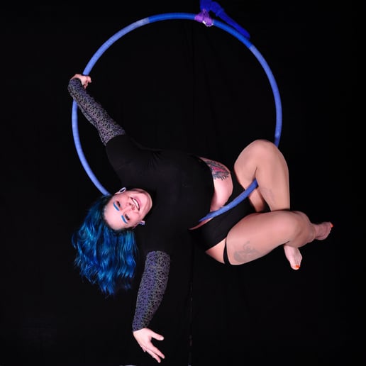 Gallery photo 1 of Miss Jackson
