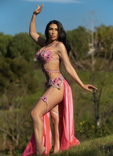 Gallery photo 1 of Miss Michelle Beach