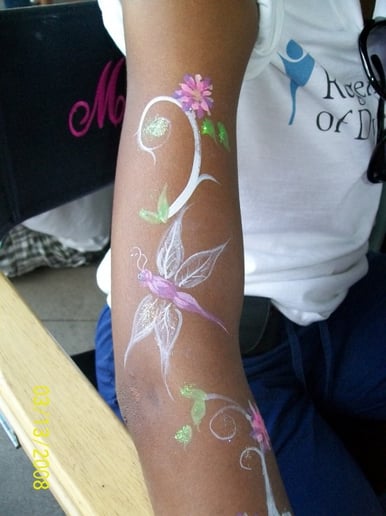 Gallery photo 4 of Miss Pam's Body Art & Balloons