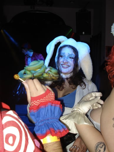 Gallery photo 2 of Miss Sprinkles! Party Clown