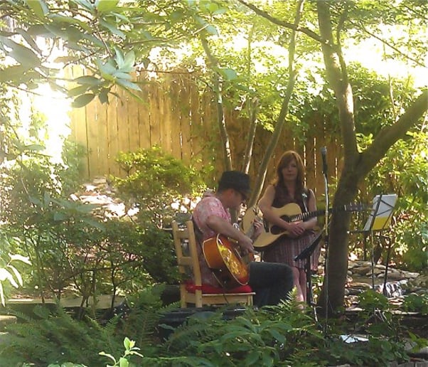 Gallery photo 1 of Missi & Mister Baker