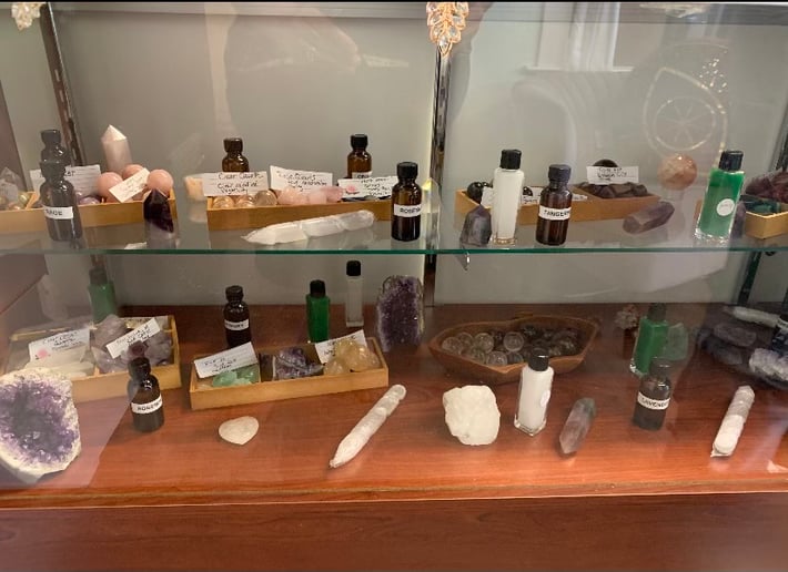 Gallery photo 2 of Mission psychic candle shop
