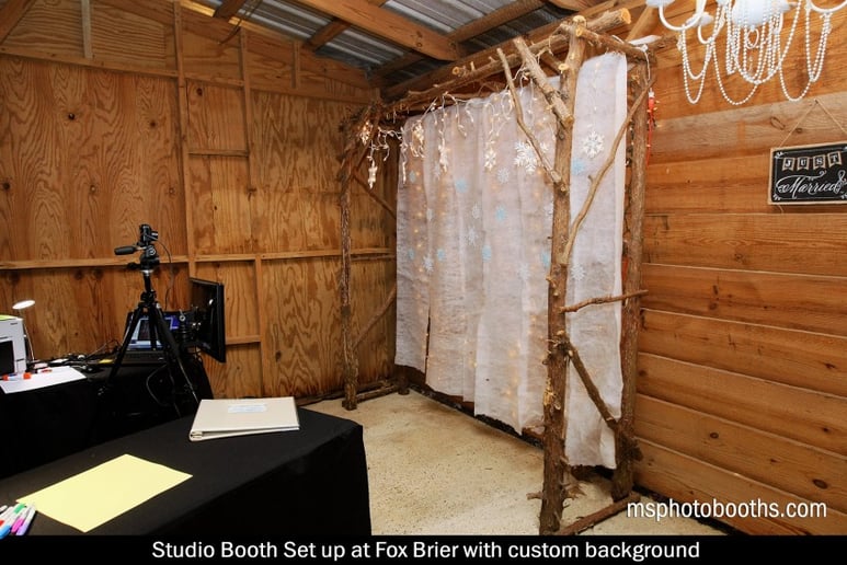 Gallery photo 5 of Mississippi PhotoBooths, LLC