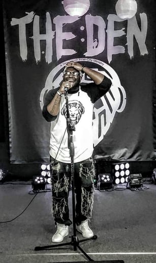 Gallery photo 5 of Quan Cole