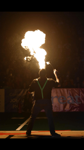 Gallery photo 4 of Andrew Ratliff-Entertainer