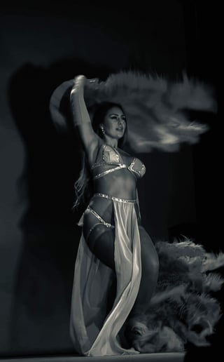 Gallery photo 1 of Mistress Manifest