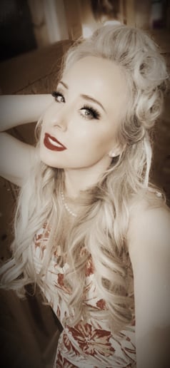 Gallery photo 3 of Misty Ann