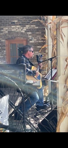 Gallery photo 3 of Mitch Smith Music