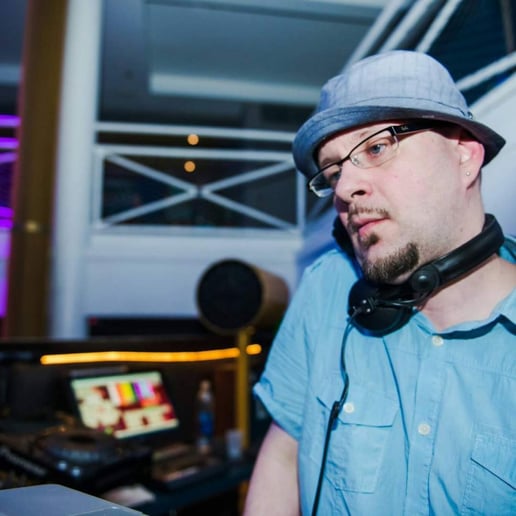 Gallery photo 3 of Mix Syndicate