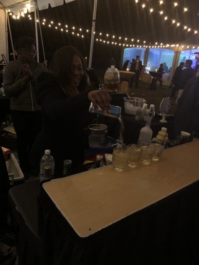 Gallery photo 5 of Mixx Mobile Bartending