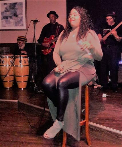 Gallery photo 5 of Miz Floes/jazzy sol
