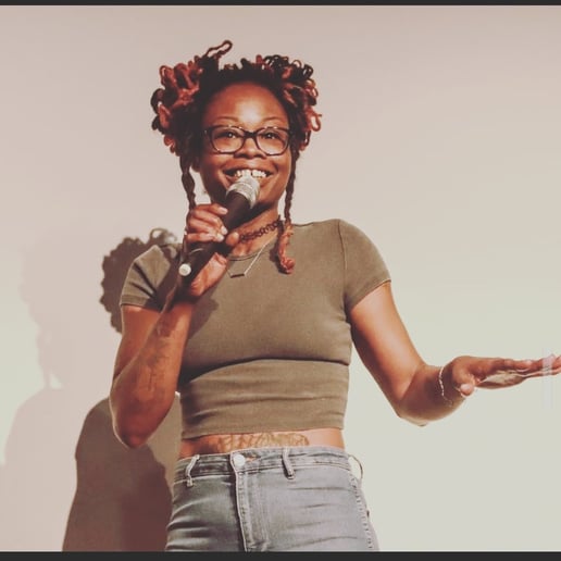 Gallery photo 1 of Mizzdreadhead the Comedian