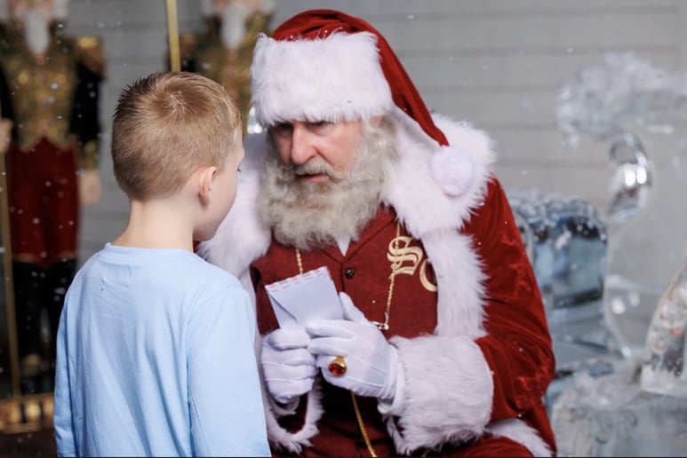 Gallery photo 13 of MJ Santa