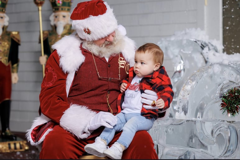 Gallery photo 21 of MJ Santa