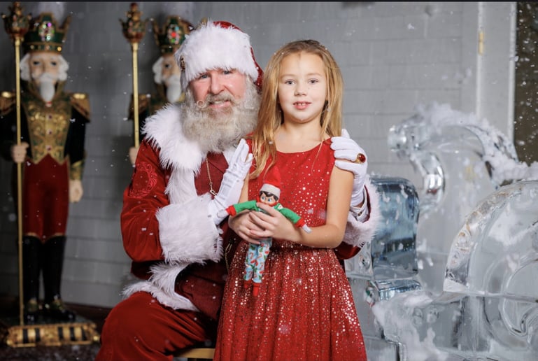 Gallery photo 25 of MJ Santa