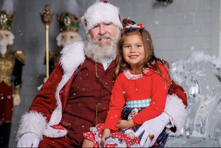 Gallery photo 27 of MJ Santa
