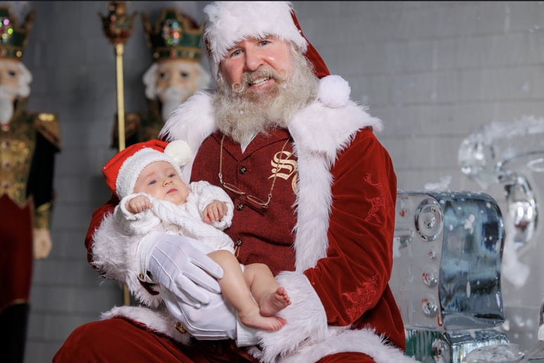 Gallery photo 12 of MJ Santa