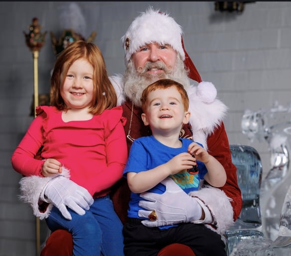 Gallery photo 33 of MJ Santa