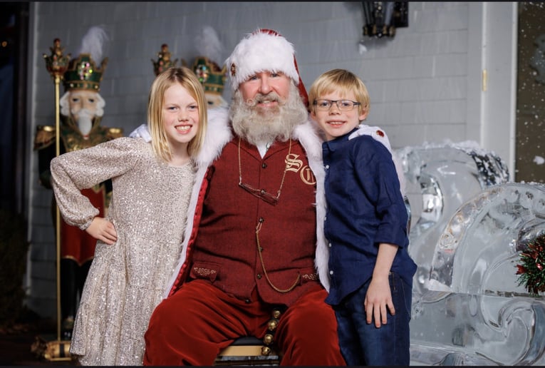 Gallery photo 34 of MJ Santa