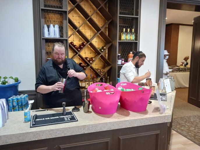 Gallery photo 14 of MJ's East Bay Event Bartending