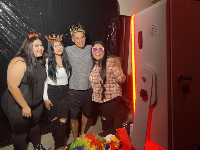 Gallery photo 7 of MMP Photo Booth
