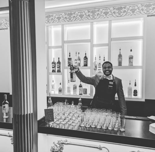 Gallery photo 3 of Mobile Bartender