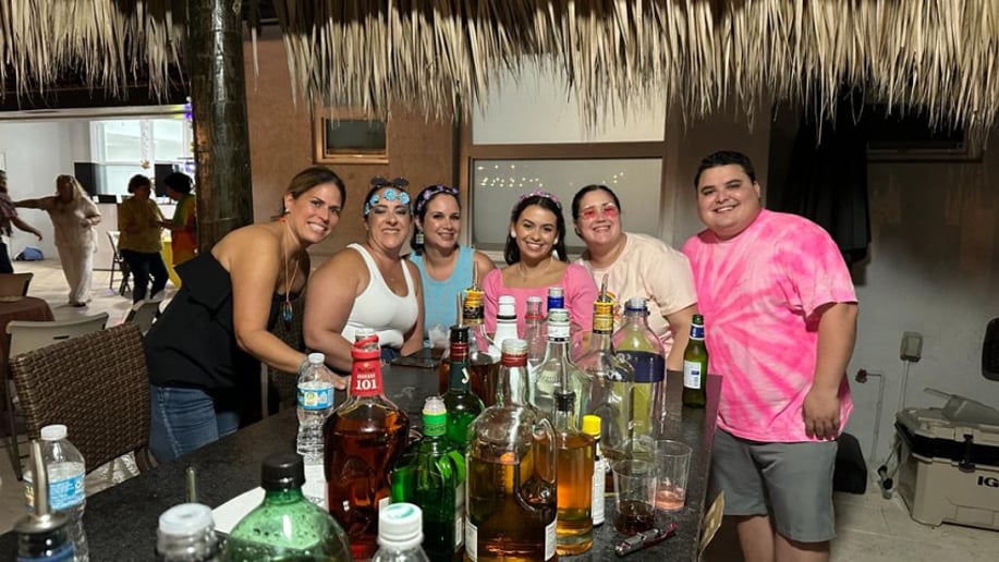 Gallery photo 28 of Mobile Bartenders