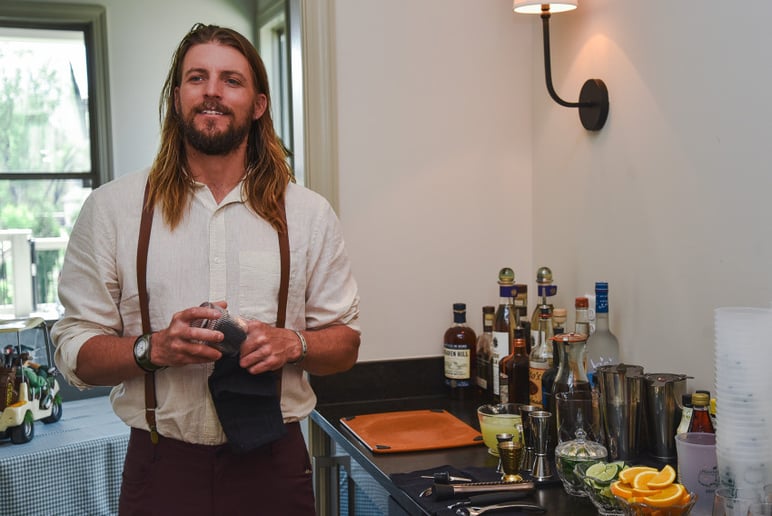 Gallery photo 3 of Bar R&R Mobile Event Bartending