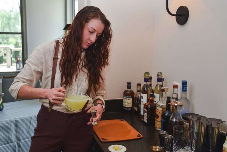 Gallery photo 4 of Bar R&R Mobile Event Bartending