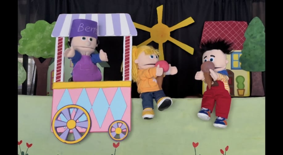 Gallery photo 9 of Mobile Puppet Theater PollyBilly
