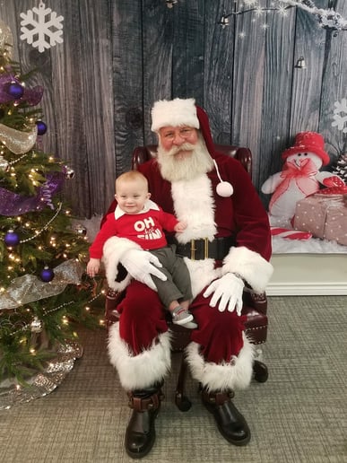 Gallery photo 9 of Mobile Santa TX