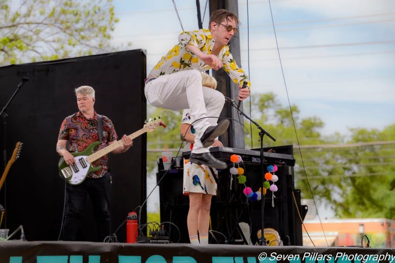 Gallery photo 1 of Mock Lobster-Austin's B-52s Tribute Band