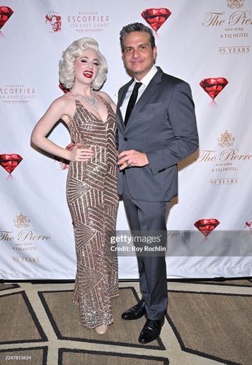 Gallery photo 2 of Modern Marilyn