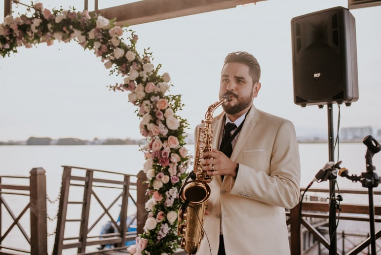 Gallery photo 1 of Modern Sax