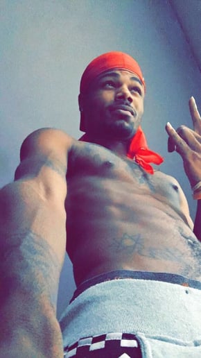 Gallery photo 5 of $Moe is Les$