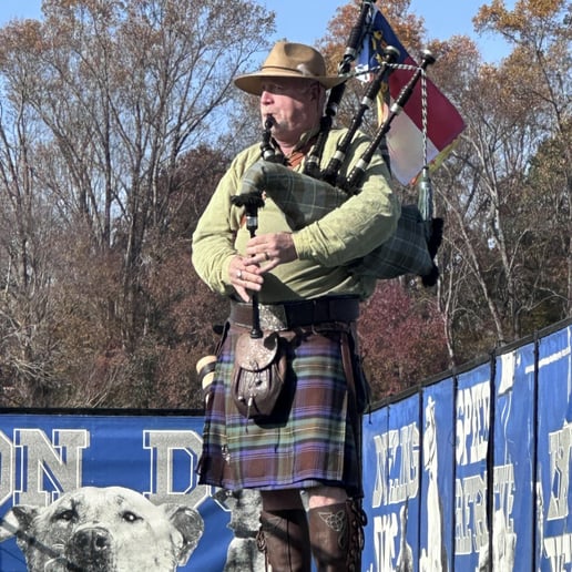 Gallery photo 6 of mOg the Piper