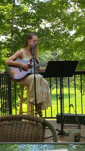 Gallery photo 2 of Mollie Rainwater