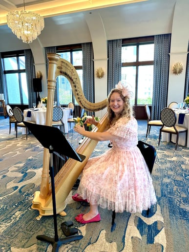 Gallery photo 3 of Molly Ronan Harpist