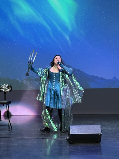 Gallery photo 2 of Molly's Comedy Cabaret