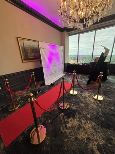 Gallery photo 1 of Moments Made Easy Event Solutions