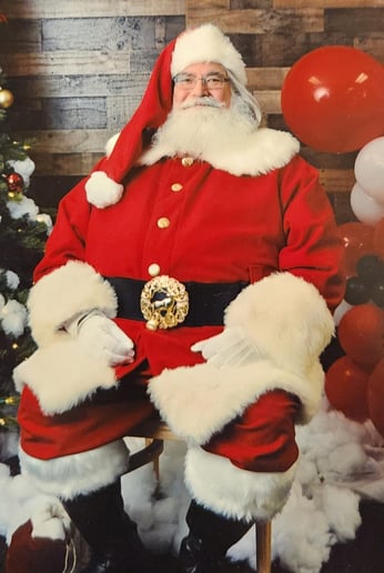 Gallery photo 2 of Moments with Santa Dave
