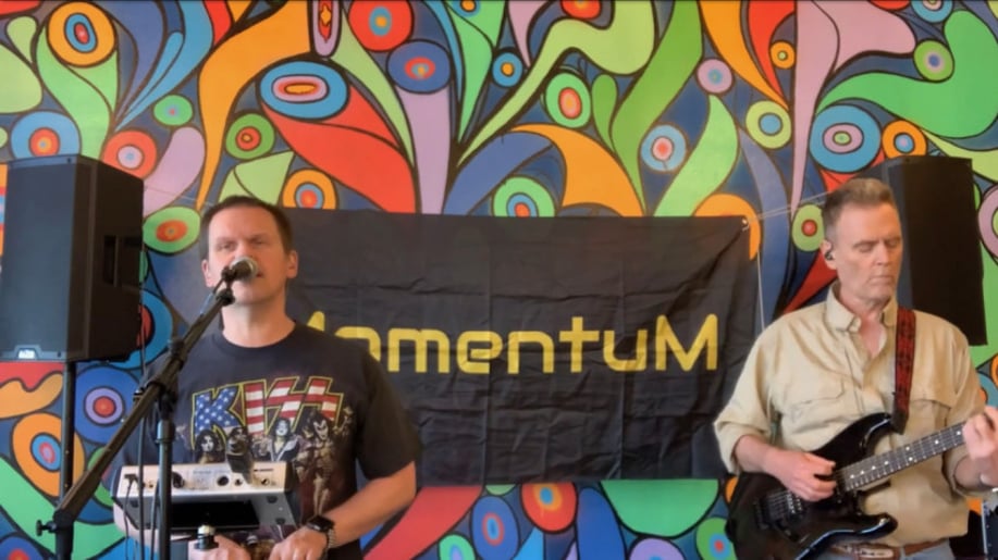 Gallery photo 1 of MomentuM